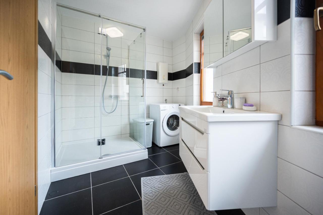 Duplex Apartment For Up To 12 People- Old Town SJJ Exteriér fotografie